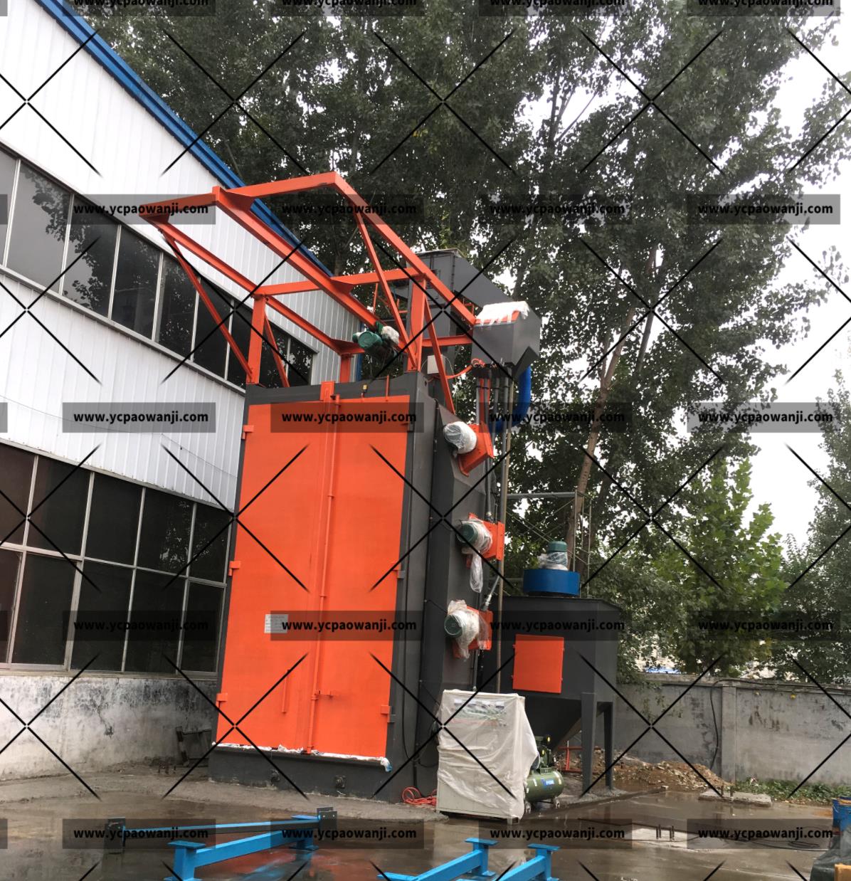 鹽城：Q37100吊鉤式拋丸機清理大型工件，重型工件效果